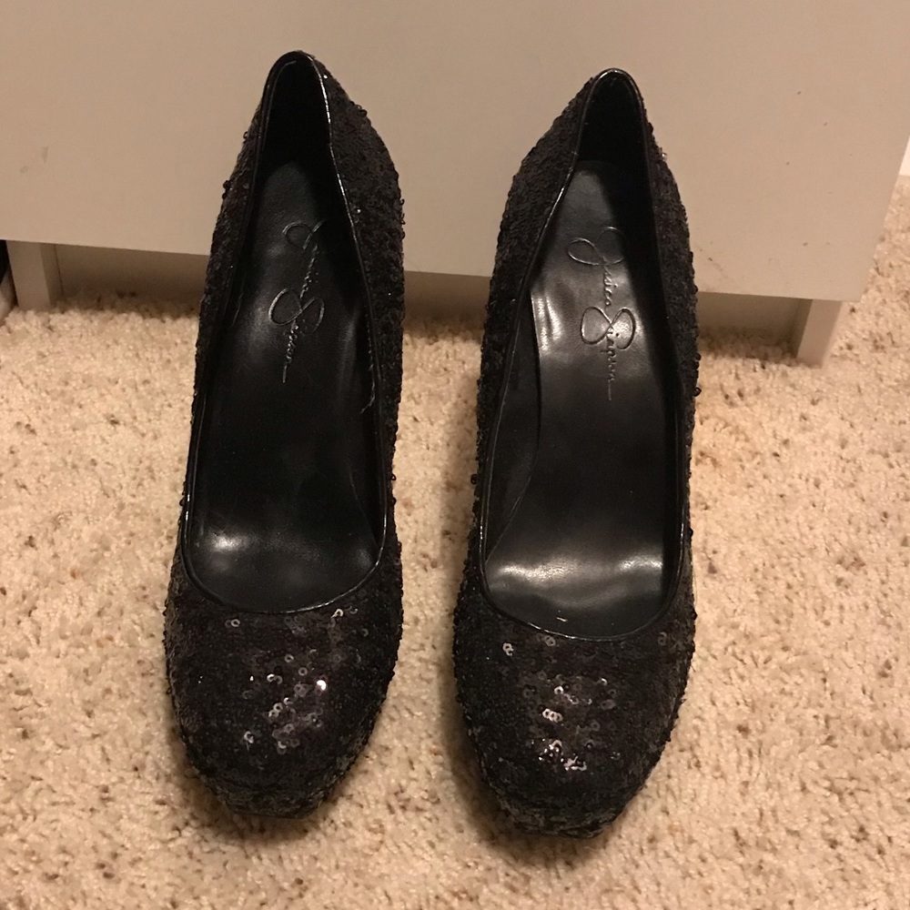 Jessica Simpson Black Pumps